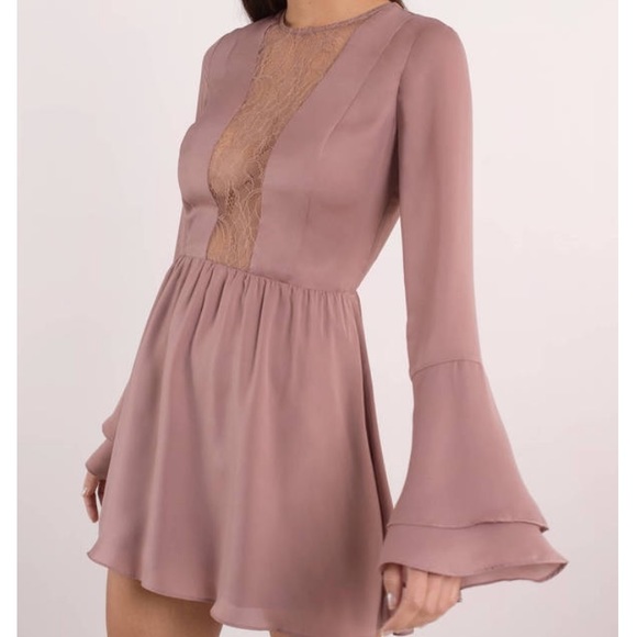 Tobi Dress - Picture 1 of 1